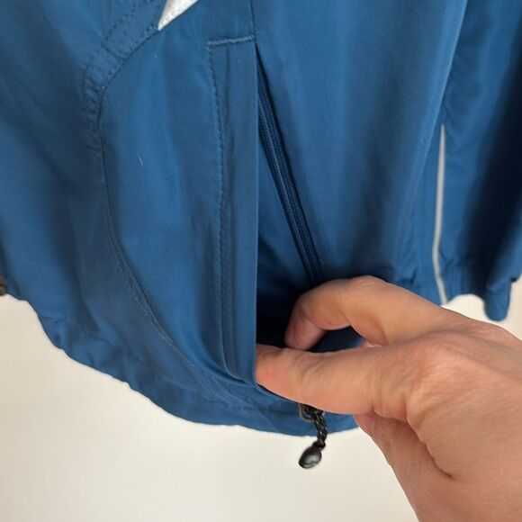 Brooks Women’s windbreaker lightweight running jacket performance wear small EUC - Picture 3 of 11